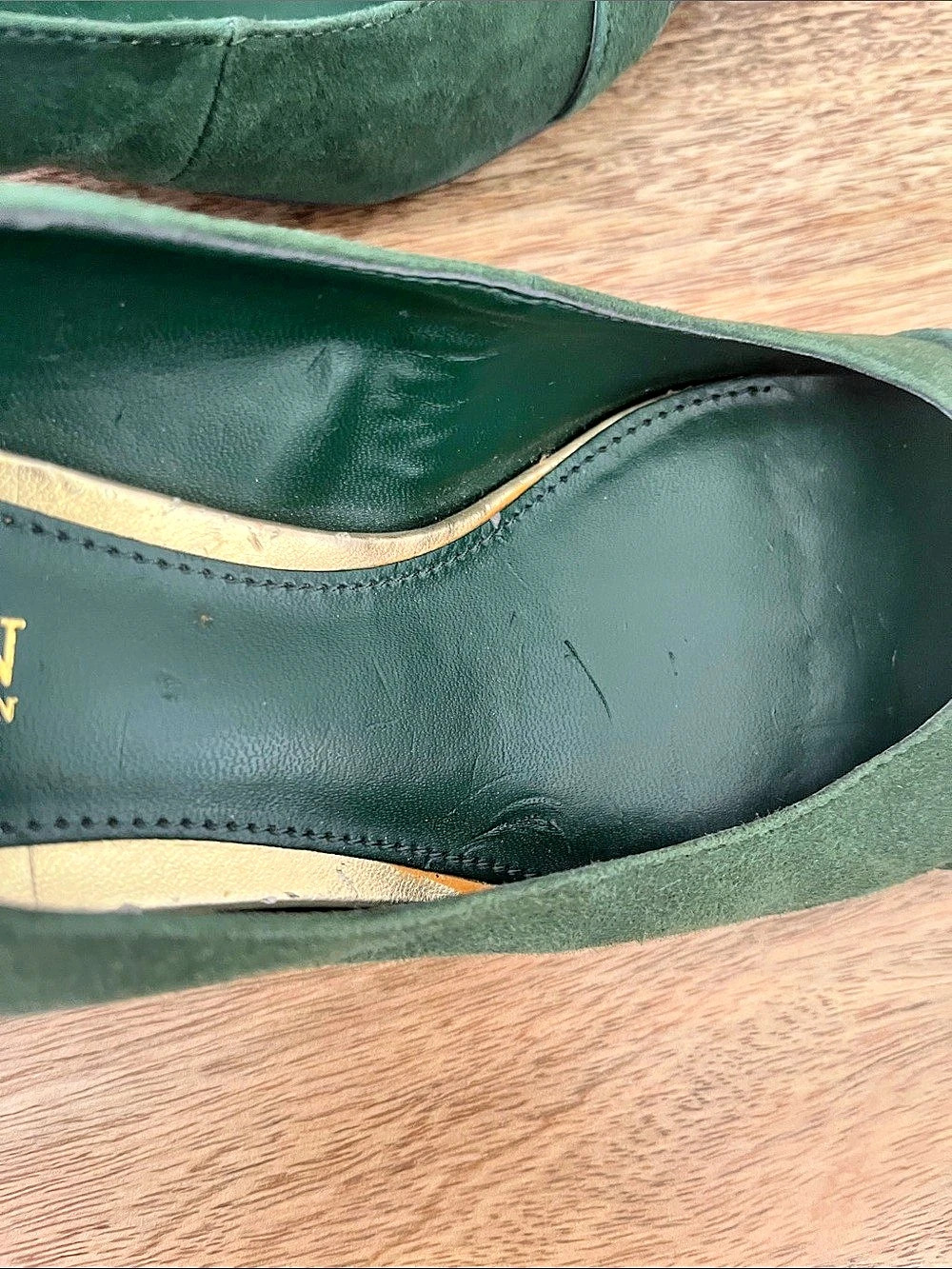 Lauren Ralph Lauren Saffron Green Suede Pumps - Picture 6 of 7